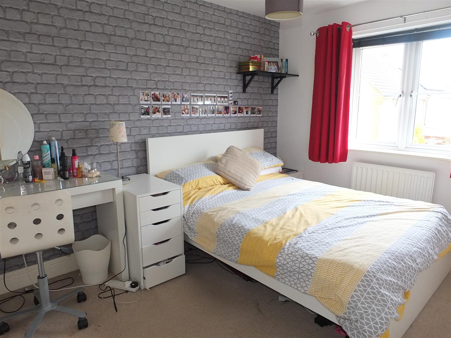 BEDROOM 2 (Rear)
